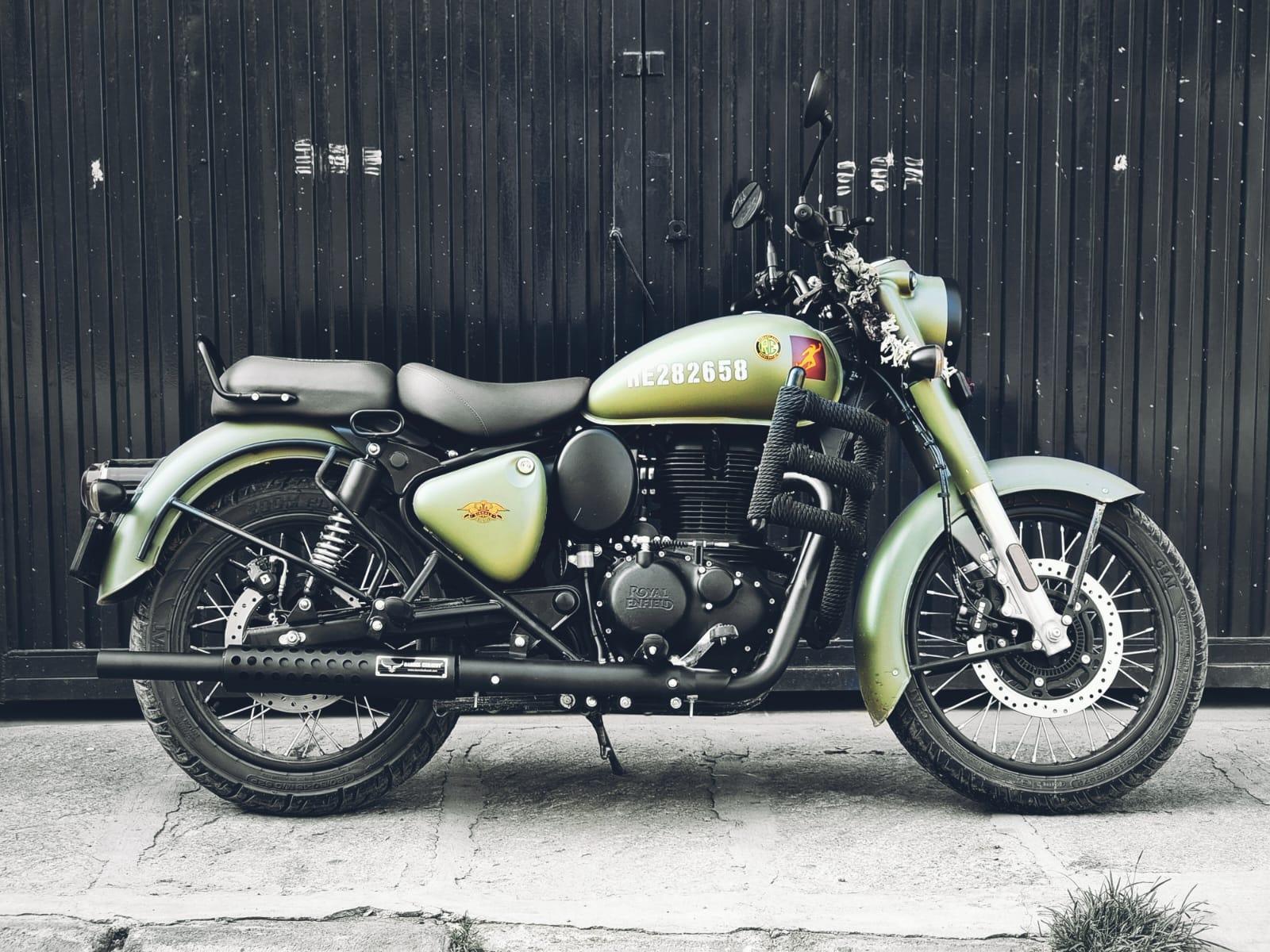 Royal enfield 350 army outlet colour