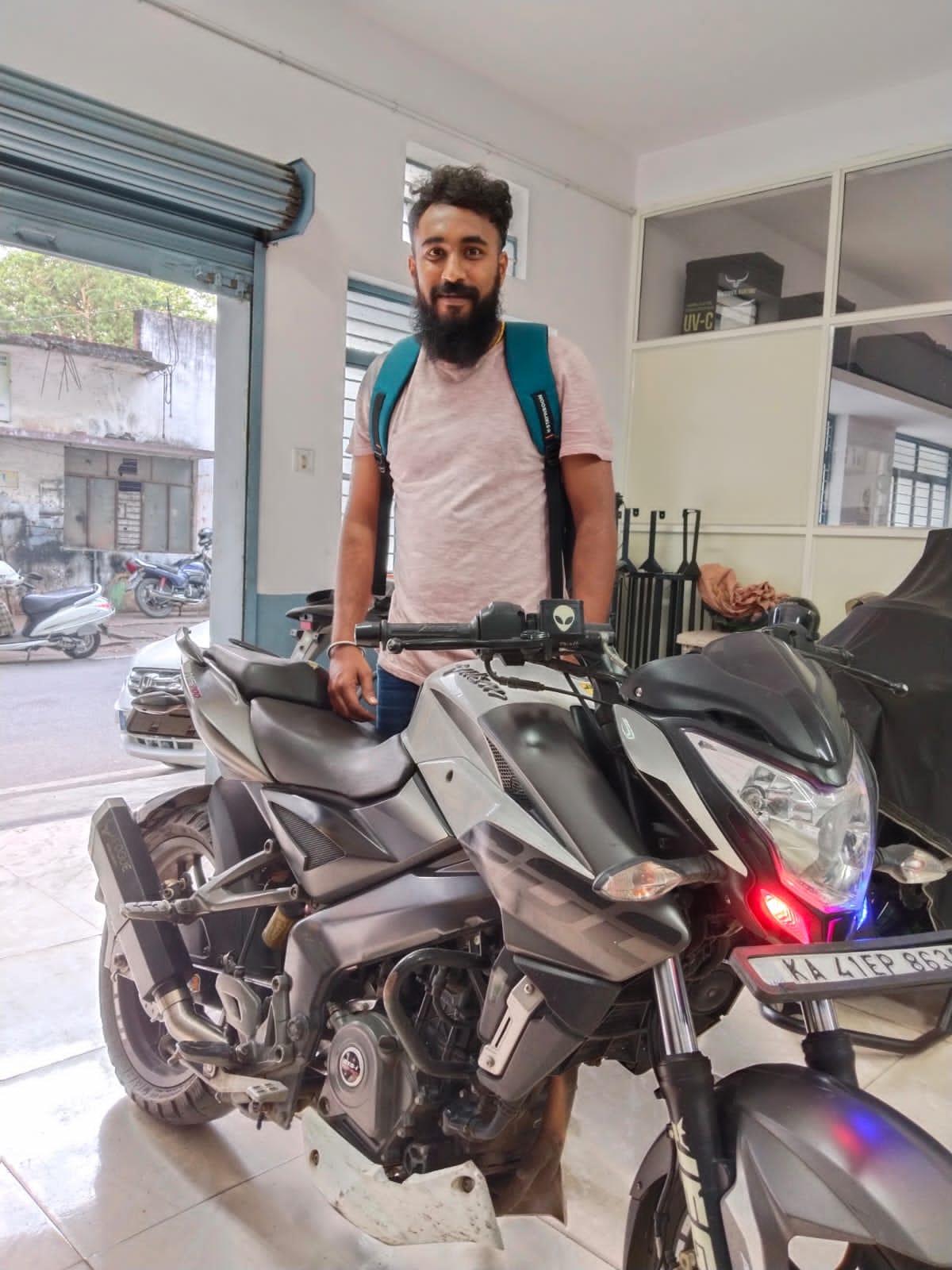 Rogue -Bajaj Pulsar NS / RS 200 - Barrel Exhaust